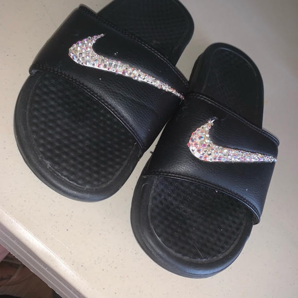 nike bedazzled slides